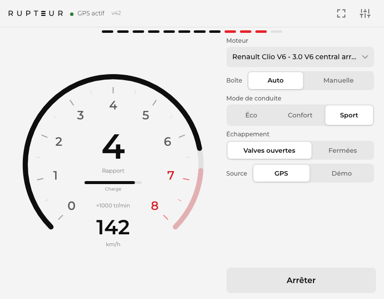 Rupteur sur l'écran d'une Tesla : Clio V6, mode Sport, 4e rapport, 142 km/h, aiguille en haut du compte-tours